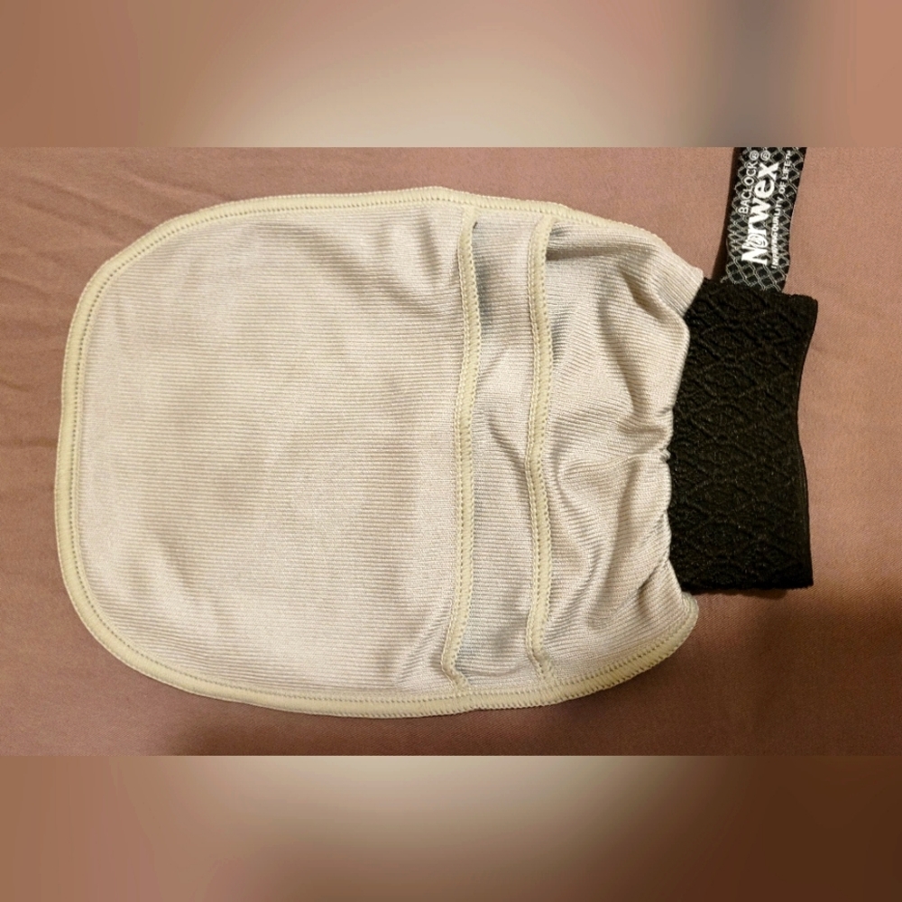 Norwex 3 in 1 Car Mitt
